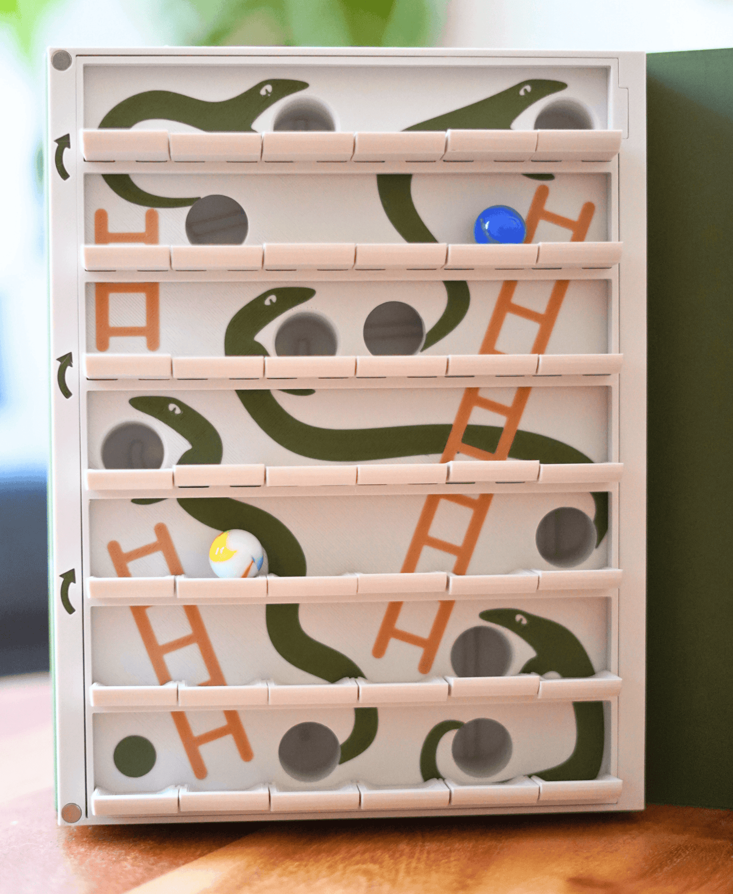 Pebbles, de Penguin Ice Pint Holder